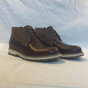 Timberland Britton Hill Clean Chukka Boot  Men’s size 9